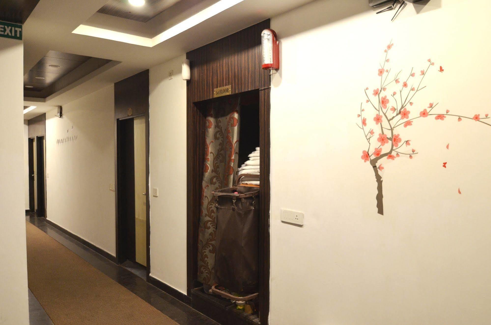 Hotel Metro View Delhi  Exterior foto